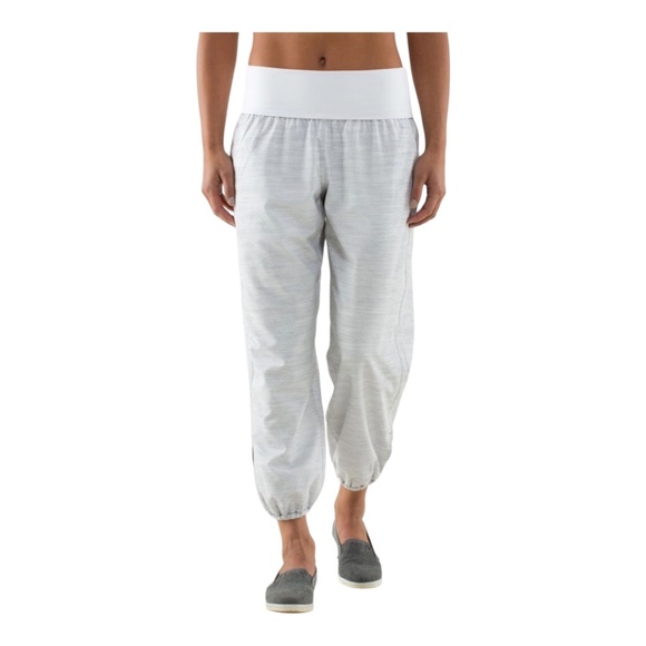 Lululemon Om Roll Down Pants 4 - Picture 2 of 10